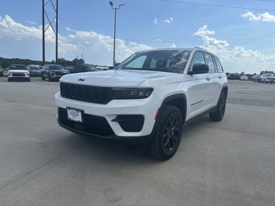 2025 Jeep Grand Cherokee Altitude 4x4