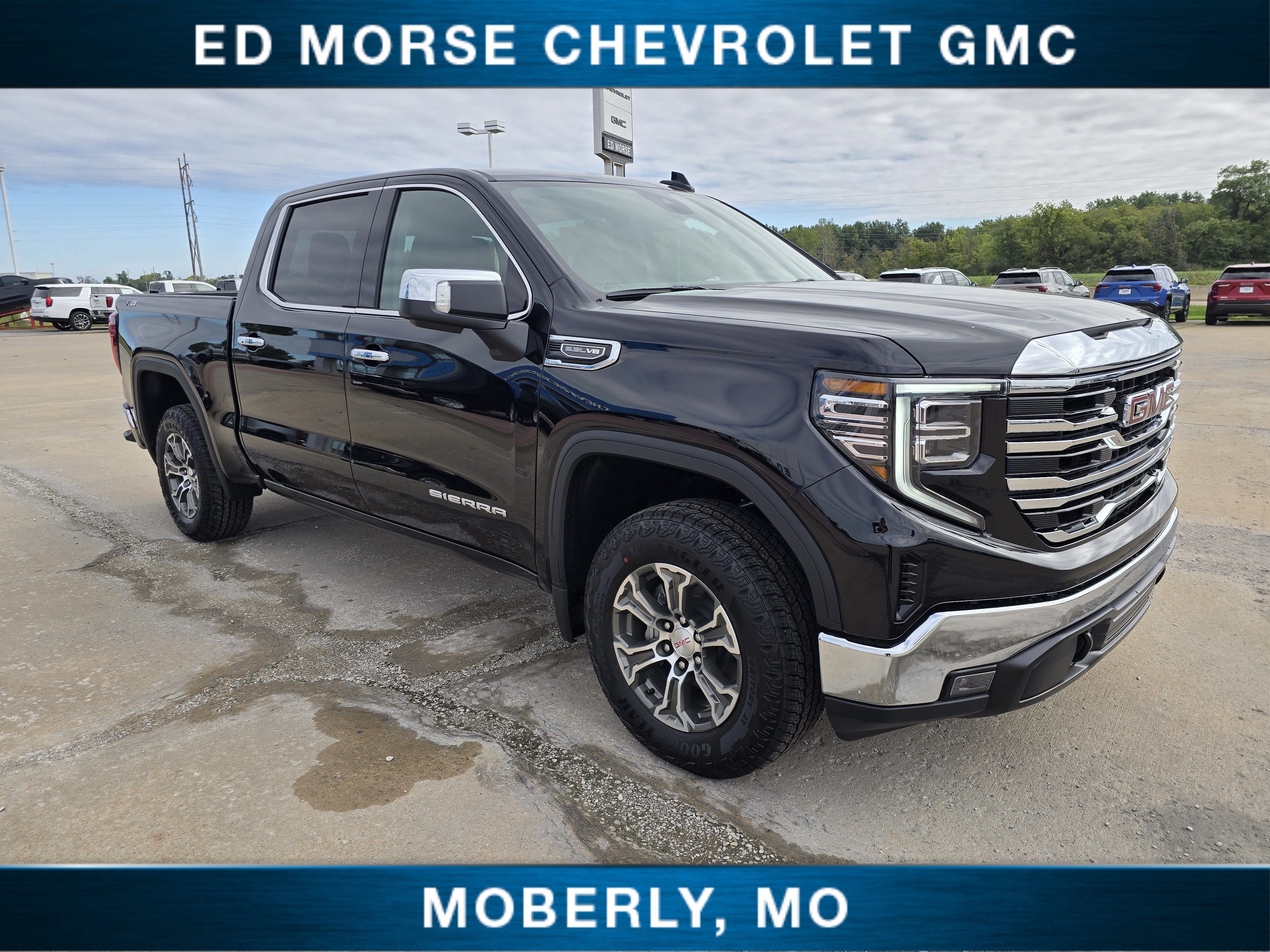 2026 GMC Sierra 1500 SLT