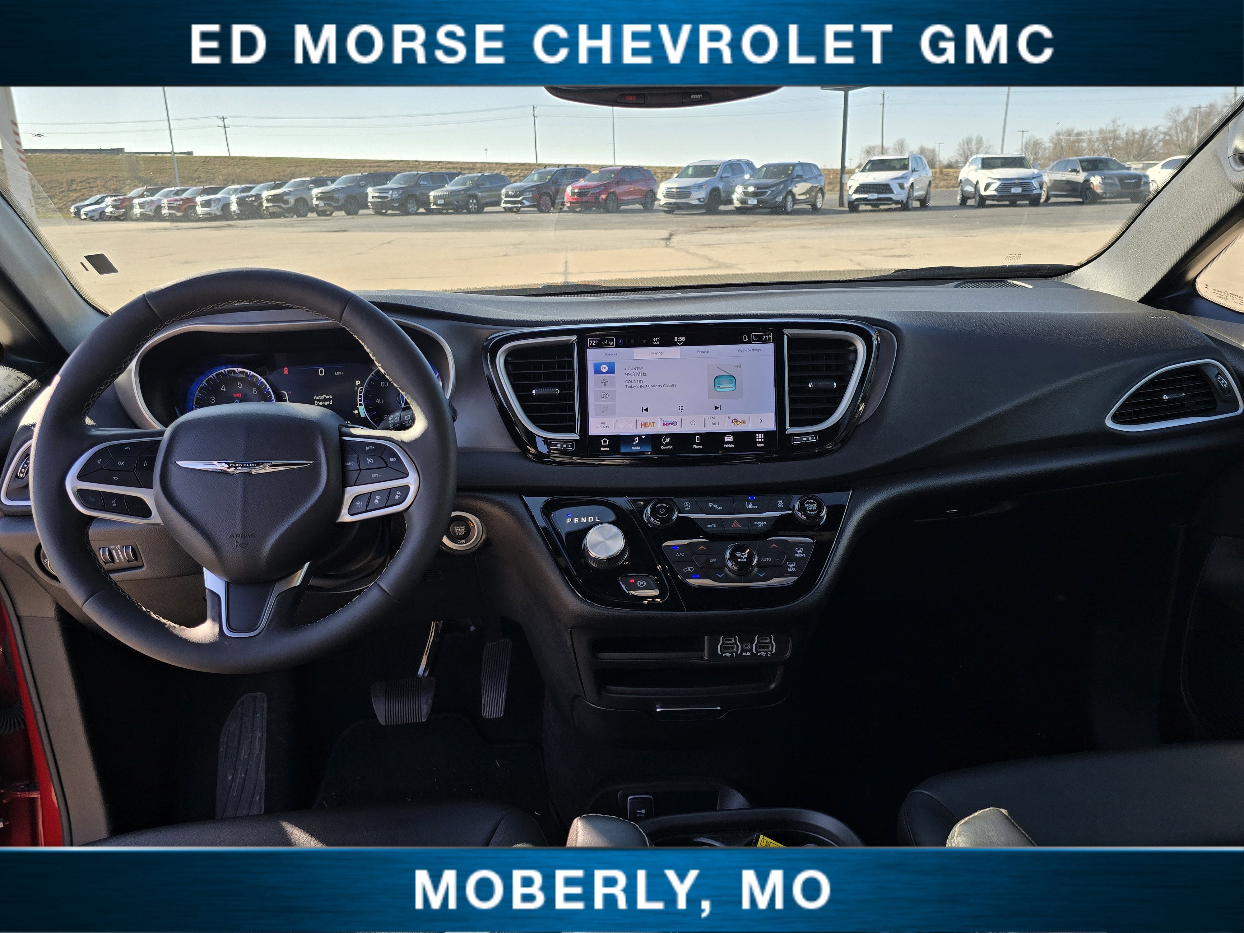 2025 Chrysler Pacifica Select