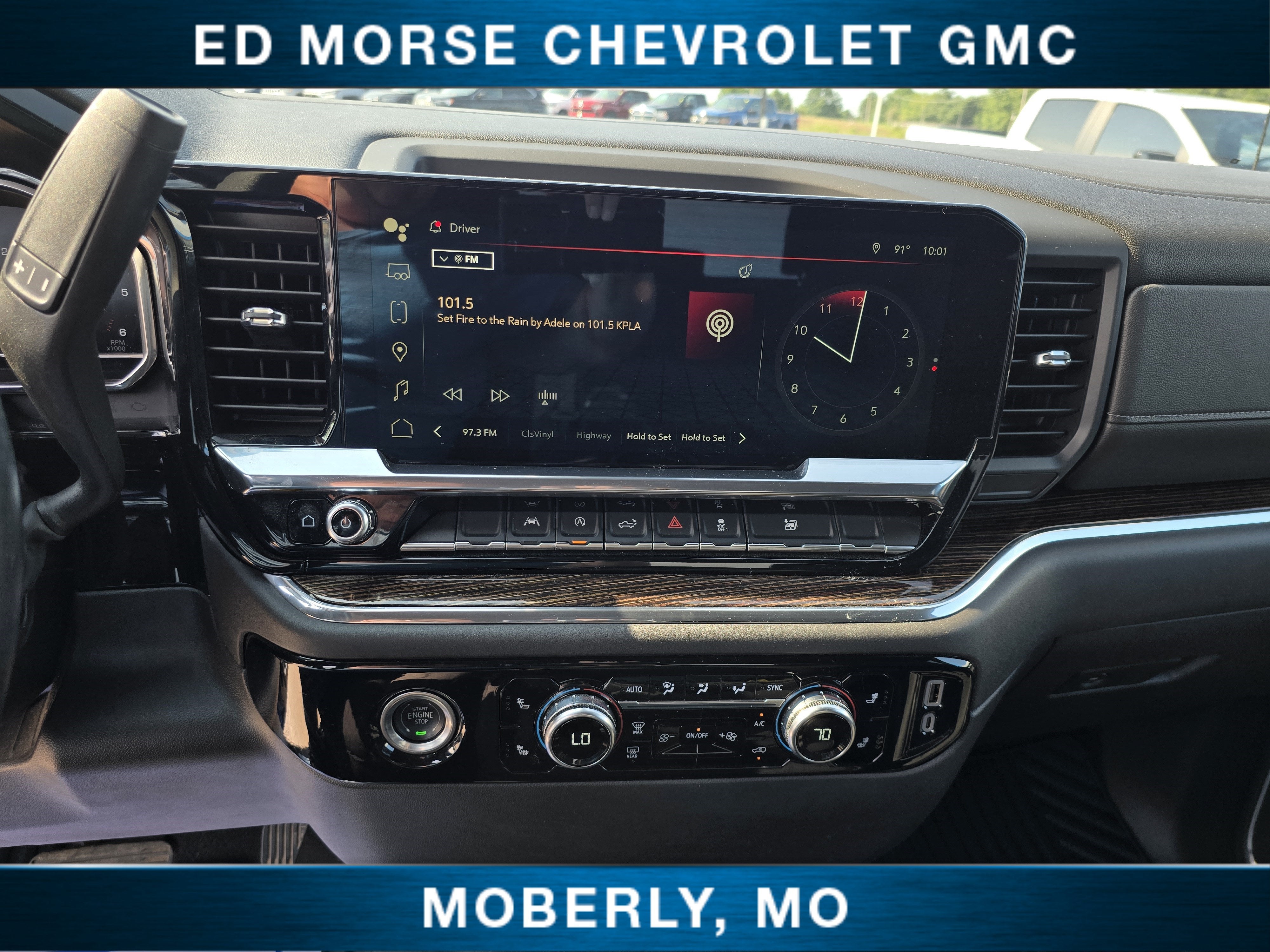 2024 GMC Sierra 1500 Elevation