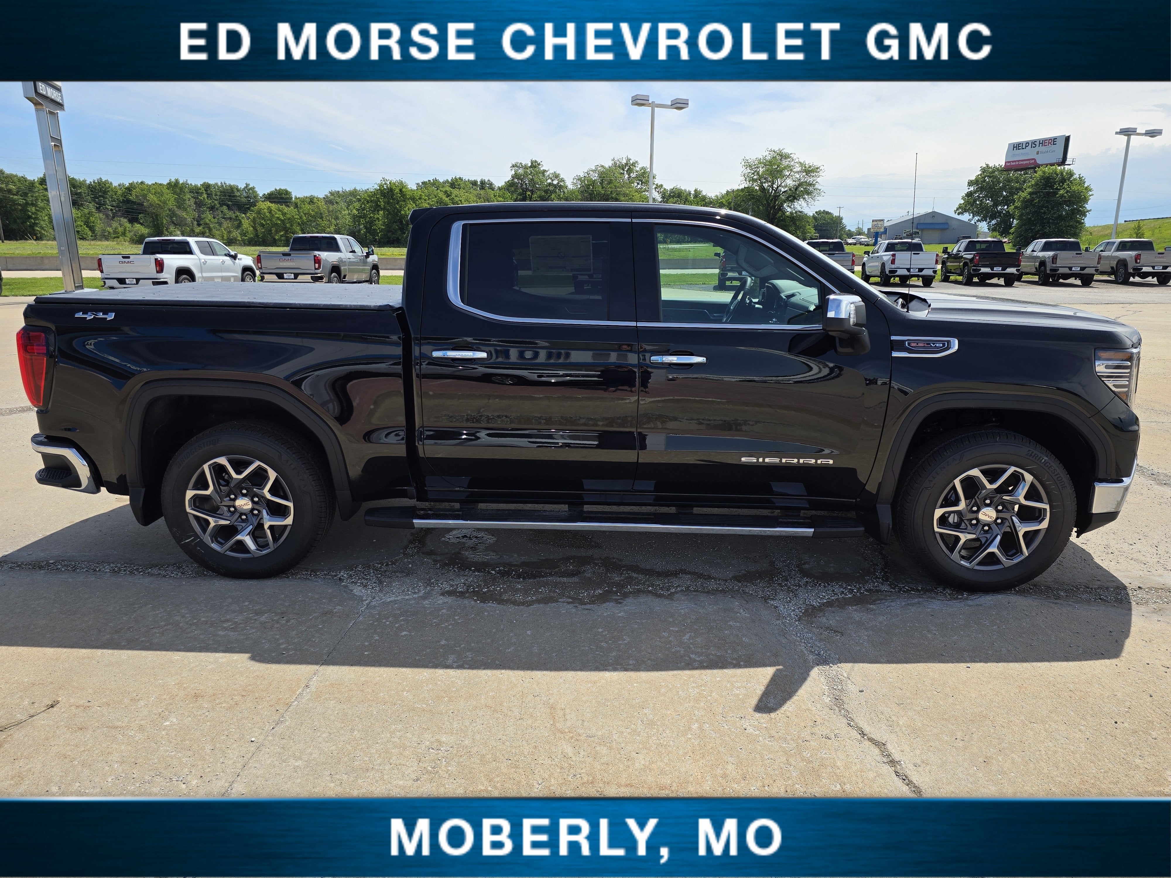 2026 GMC Sierra 1500 SLT