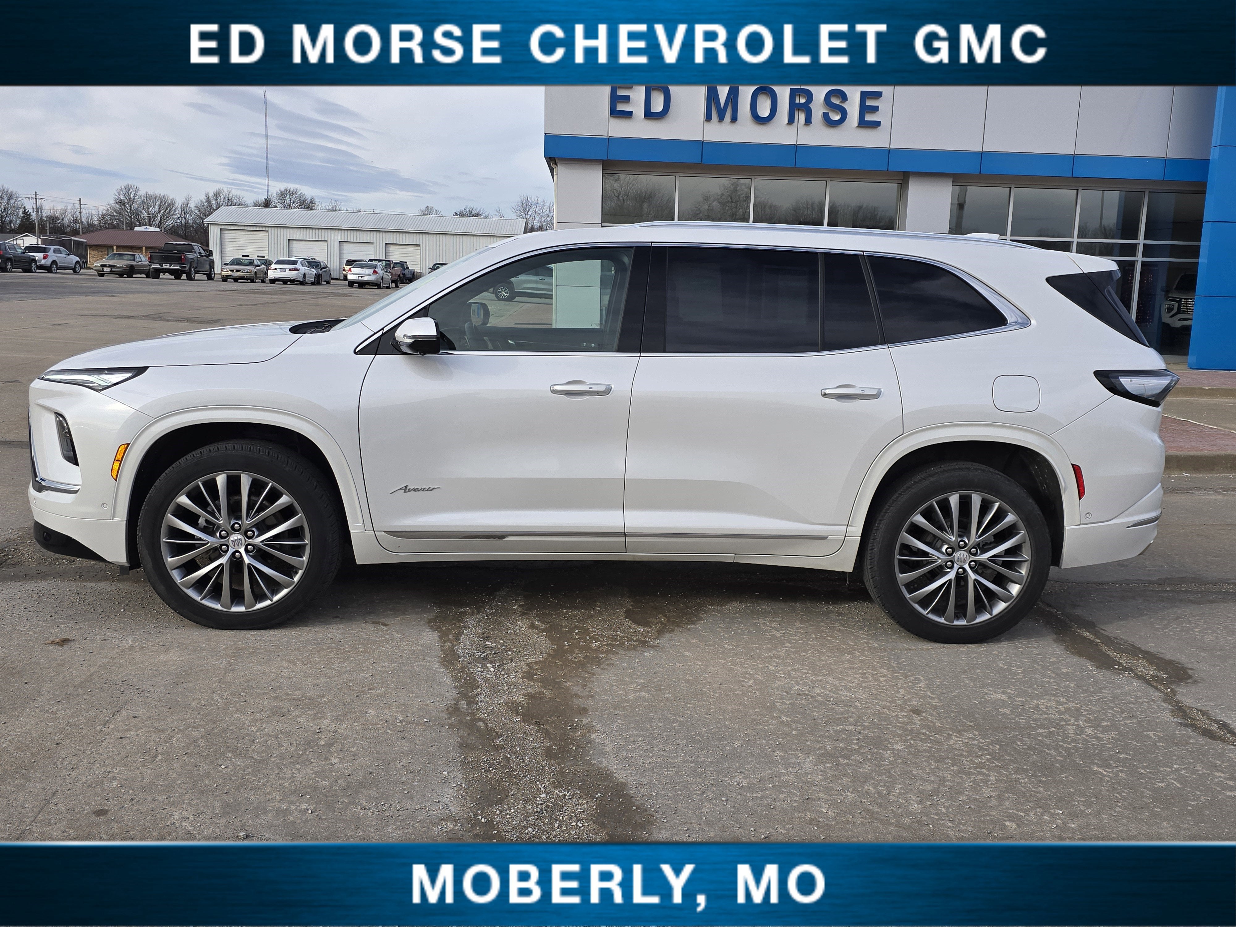 2025 Buick Enclave Avenir