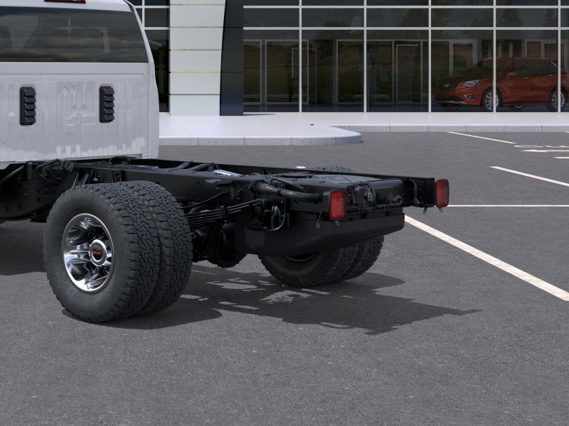 2026 GMC Sierra 3500 HD Chassis Cab SLE