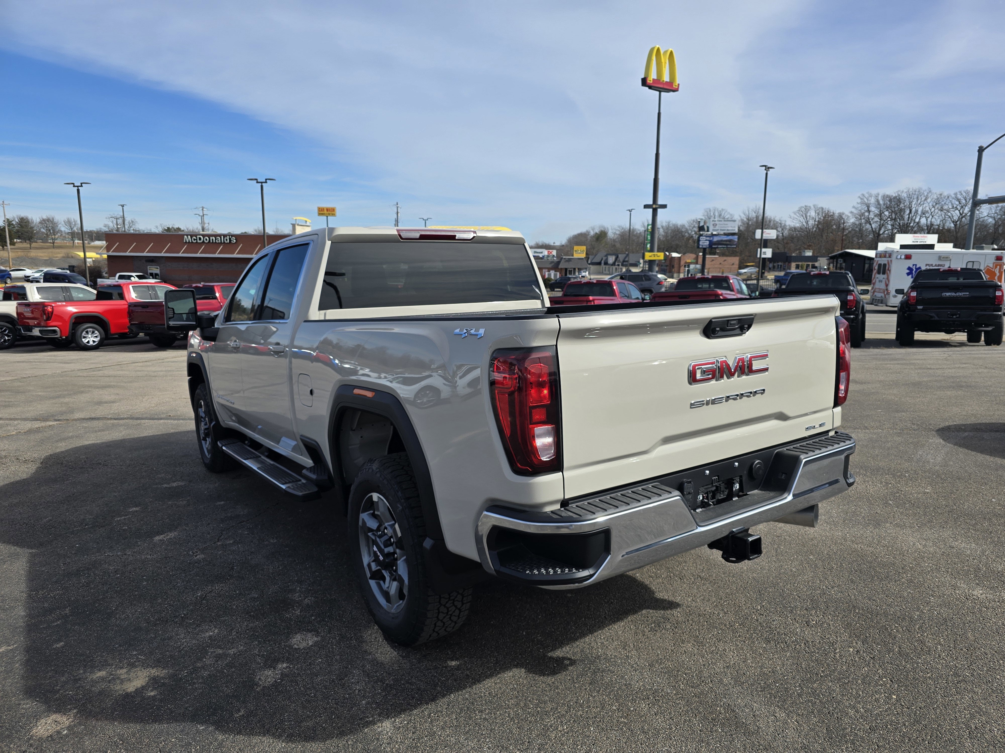 2026 GMC Sierra 2500 HD SLE