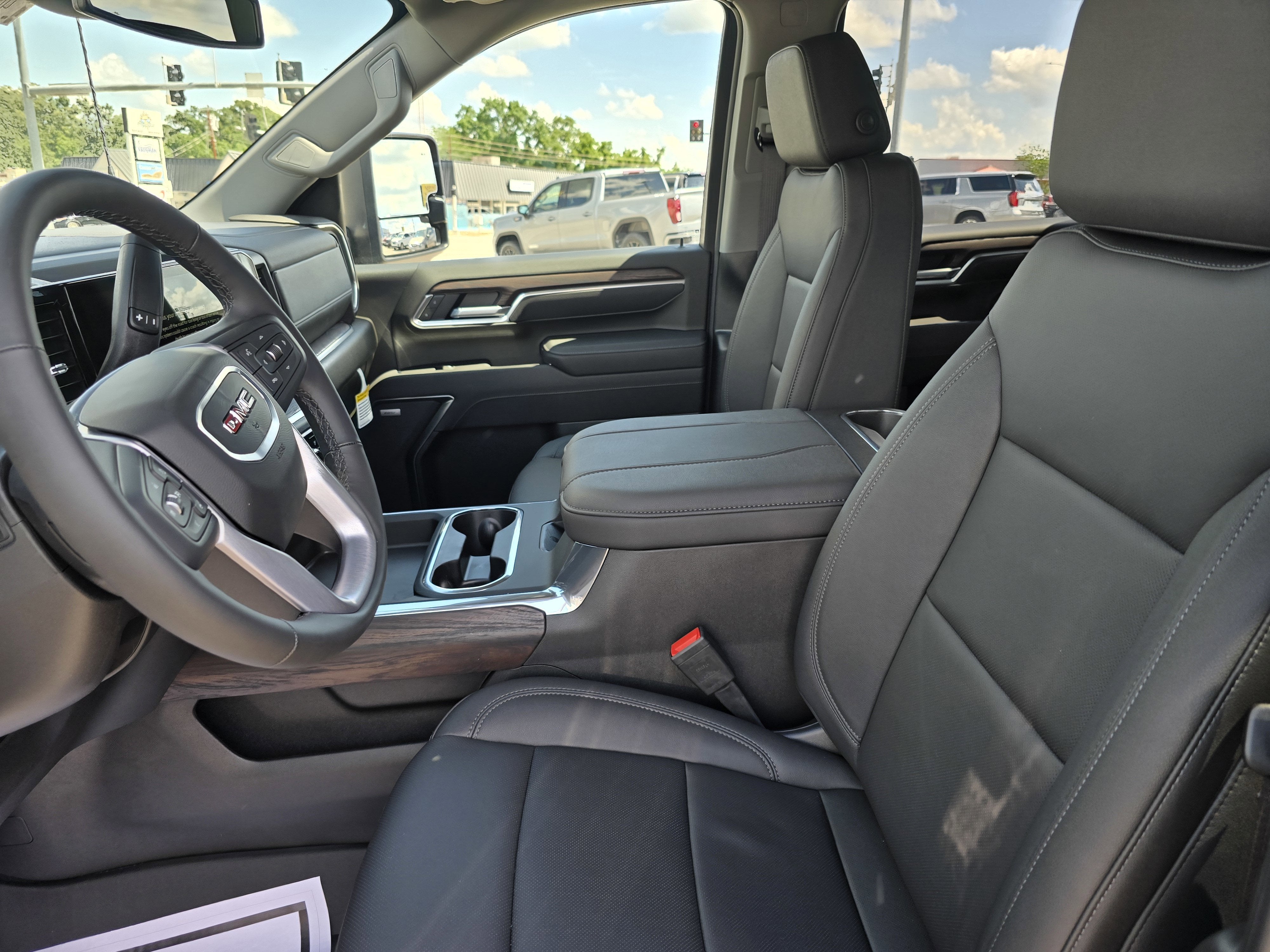 2025 GMC Sierra 2500 HD SLT